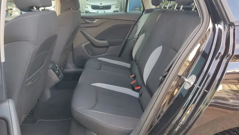 Skoda Kamiq usata a Taranto (7)
