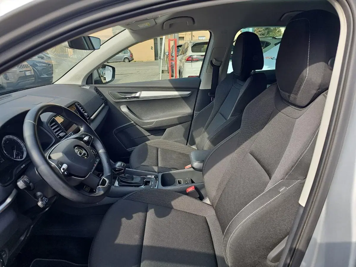 Skoda Karoq usata a Lecco (9)