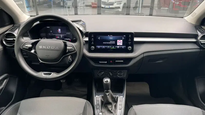 Skoda Fabia usata a Taranto (6)