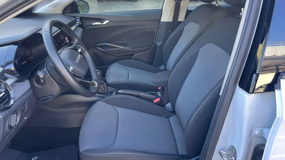 Skoda Fabia usata a Taranto (7)