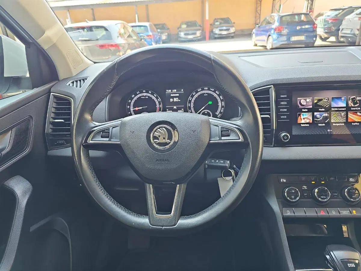 Skoda Karoq usata a Lecco (10)