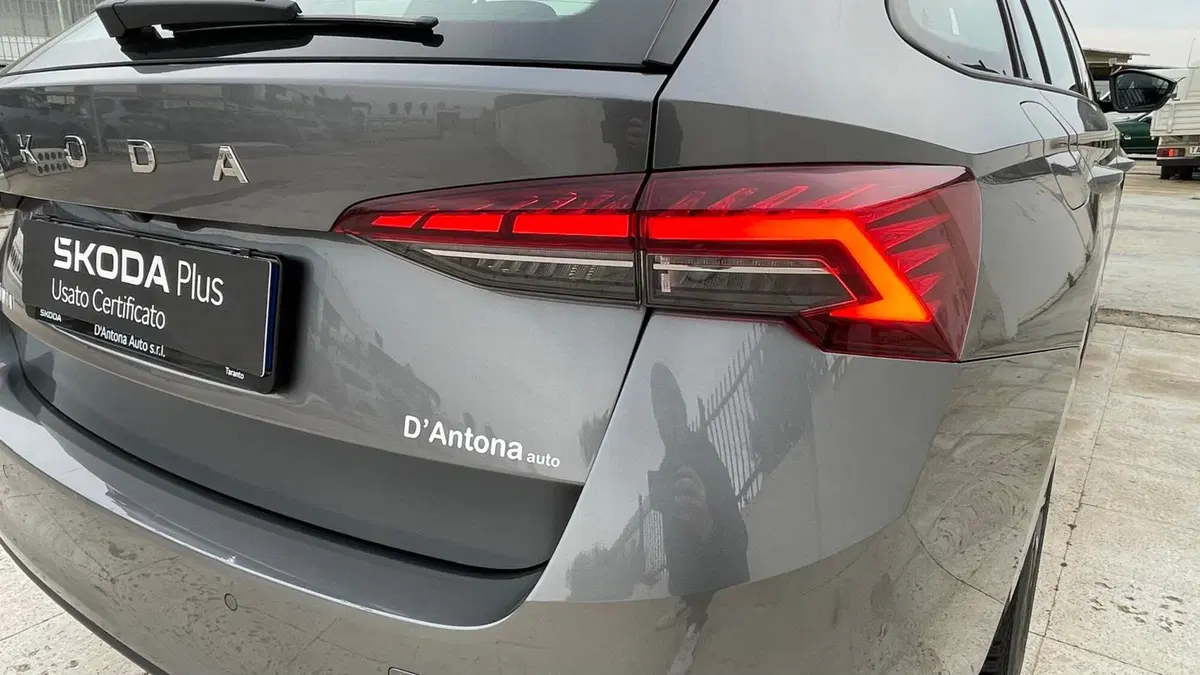 Skoda Octavia Station Wagon usata a Taranto (10)
