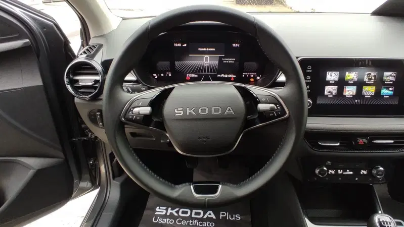Skoda Fabia usata a Taranto (13)