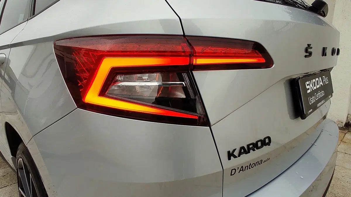 Skoda Karoq usata a Taranto (8)