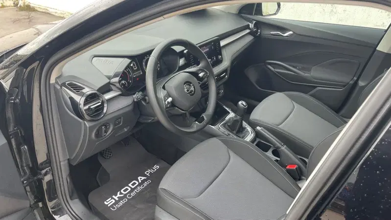 Skoda Fabia usata a Taranto (8)