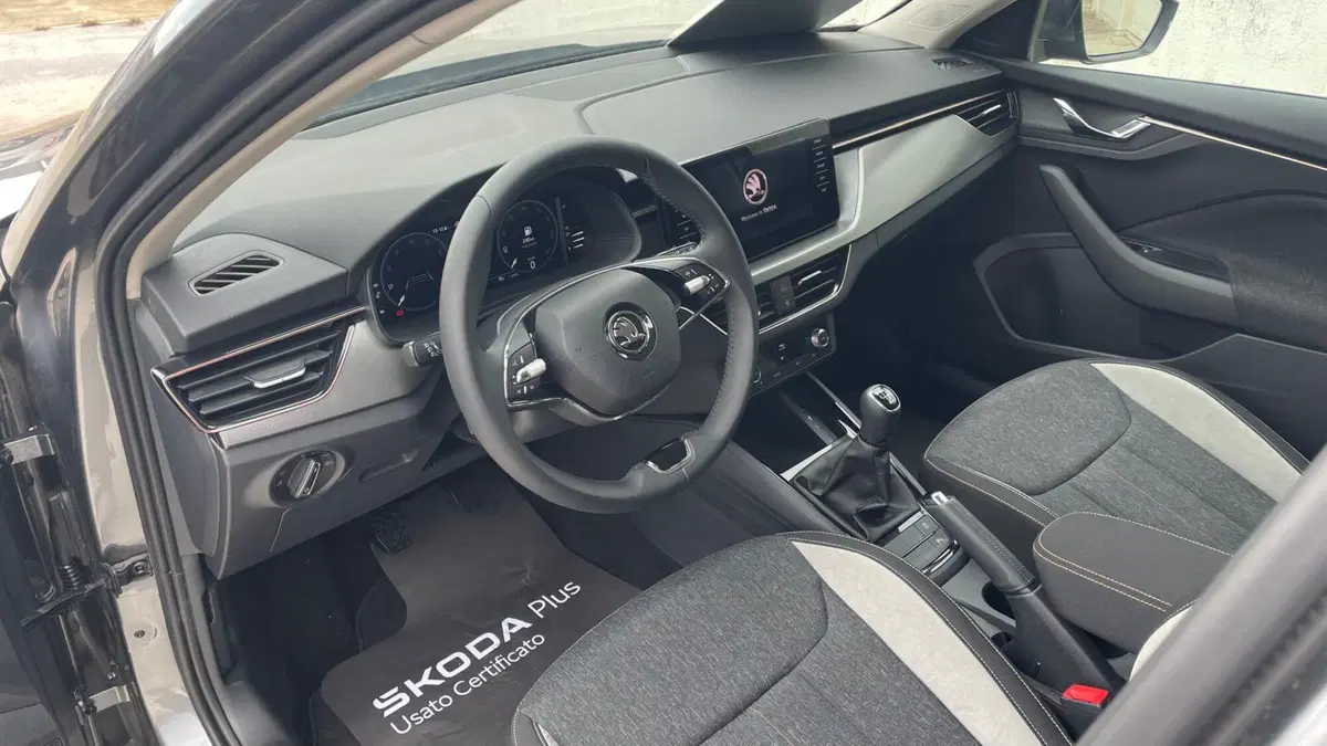 Skoda Kamiq usata a Taranto (9)