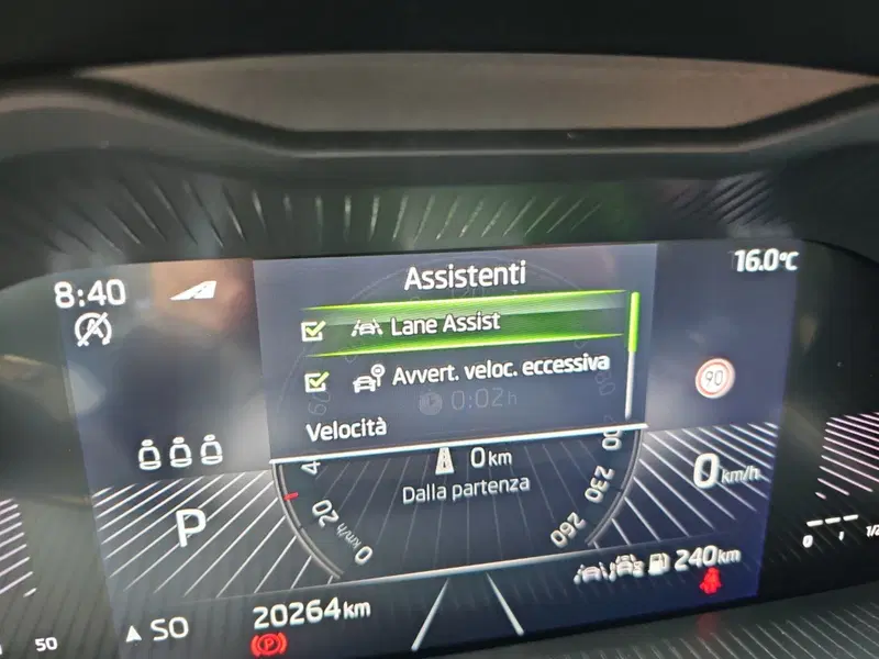 Skoda Kamiq usata a Lecco (18)