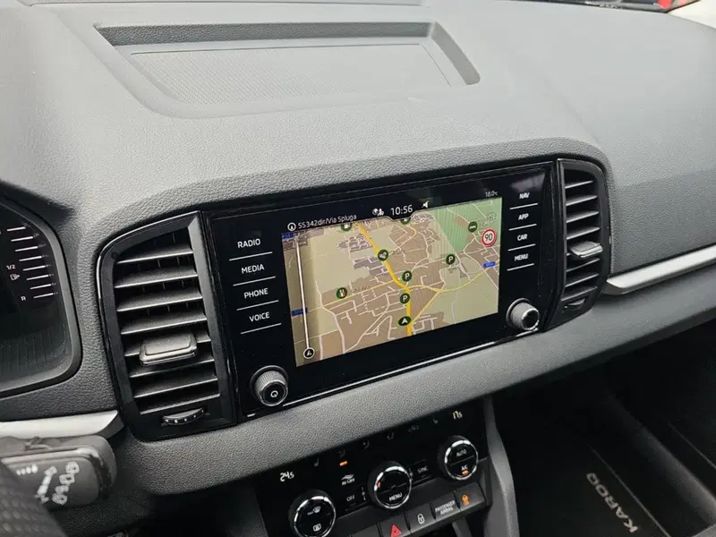 Skoda Karoq usata a Lecco (14)