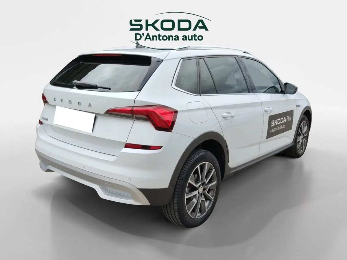 Skoda Kamiq usata a Taranto (4)