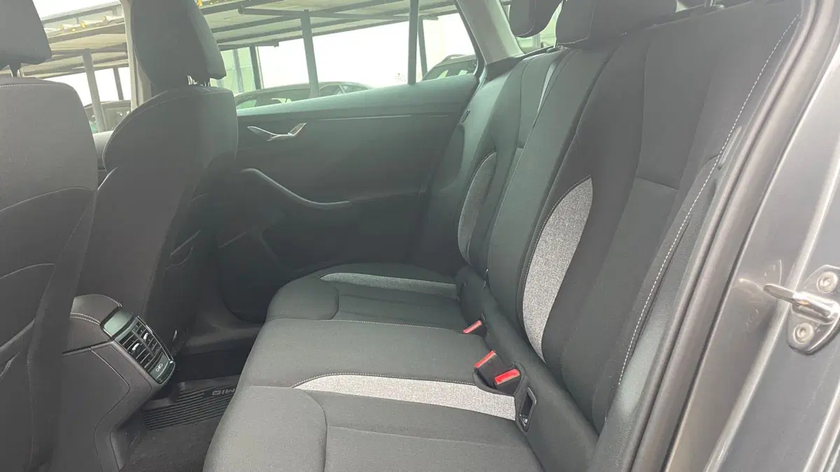 Skoda Kamiq usata a Taranto (10)