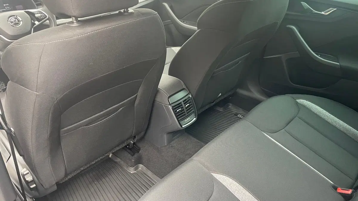 Skoda Kamiq usata a Taranto (9)