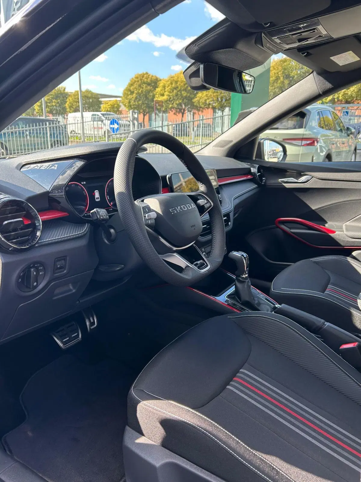 Skoda Fabia nuova a Lecco (9)