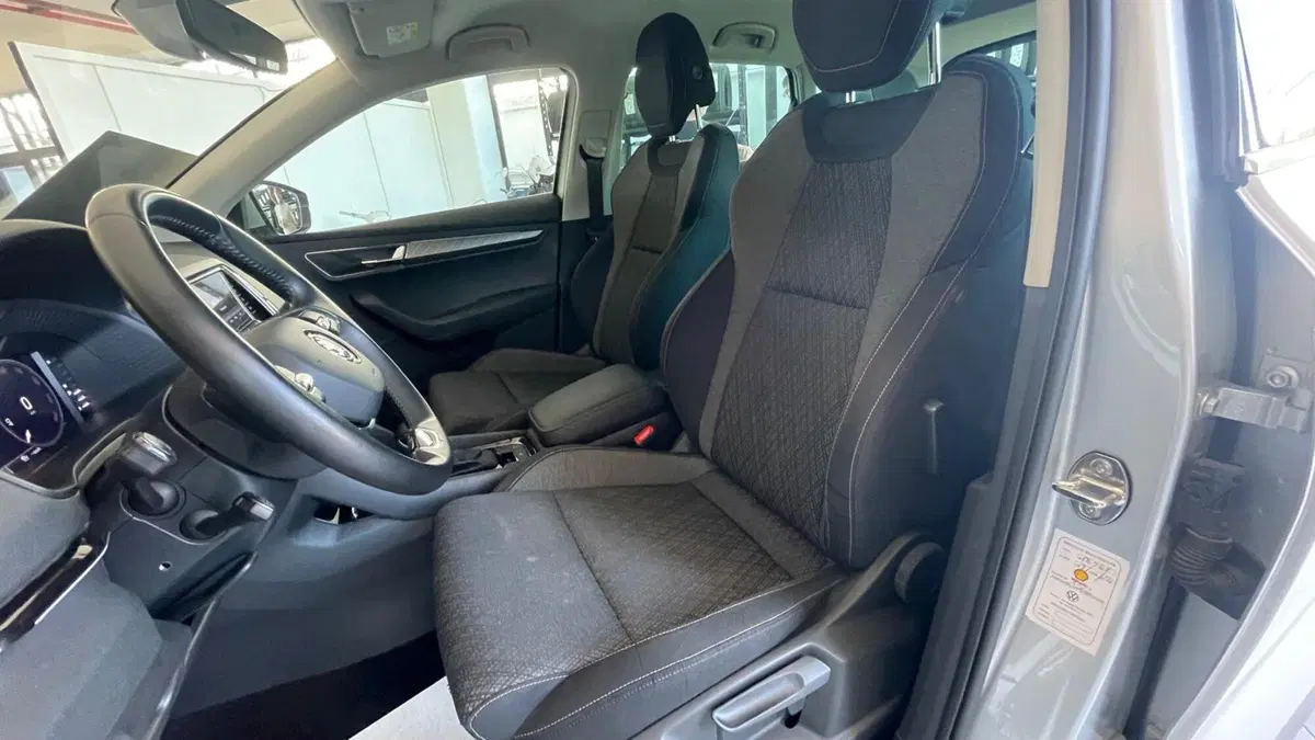 Skoda Karoq usata a Taranto (7)
