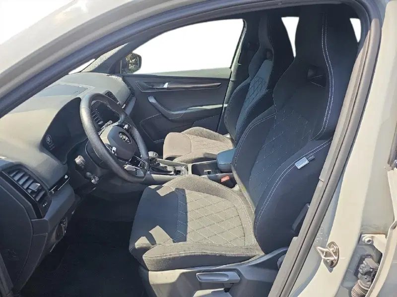 Skoda Karoq usata a Lecco (16)