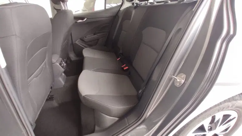 Skoda Fabia usata a Taranto (12)