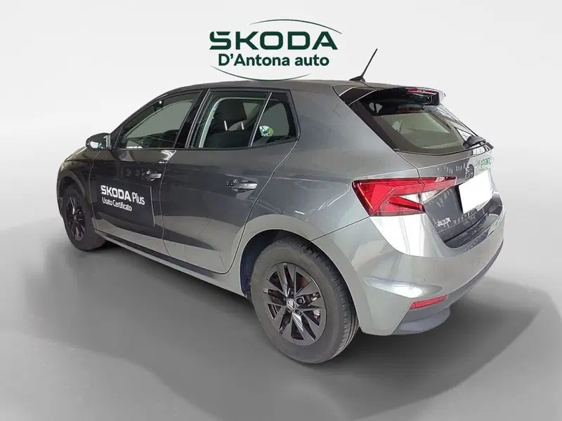 Skoda Fabia usata a Taranto (6)