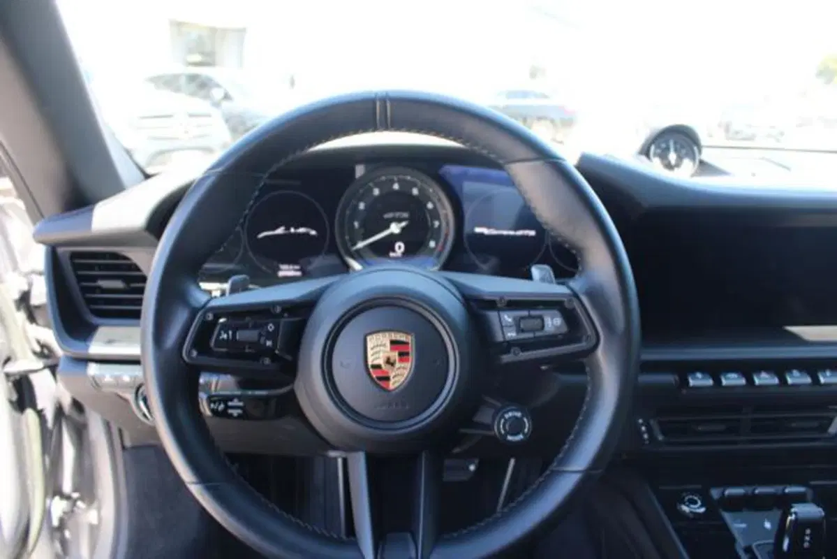 Porsche 911 Cabrio usata a Lecce (14)