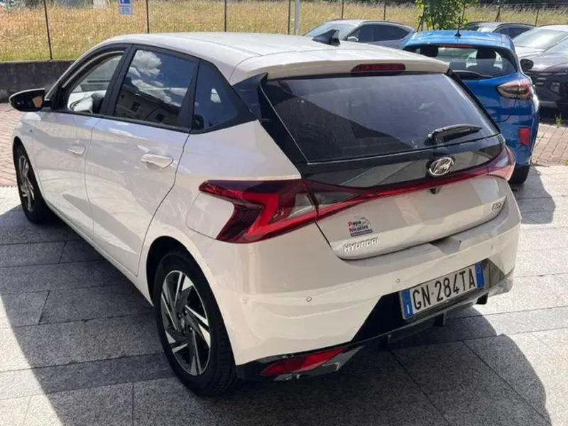 Hyundai i20 usata a Verbano Cusio Ossola (10)