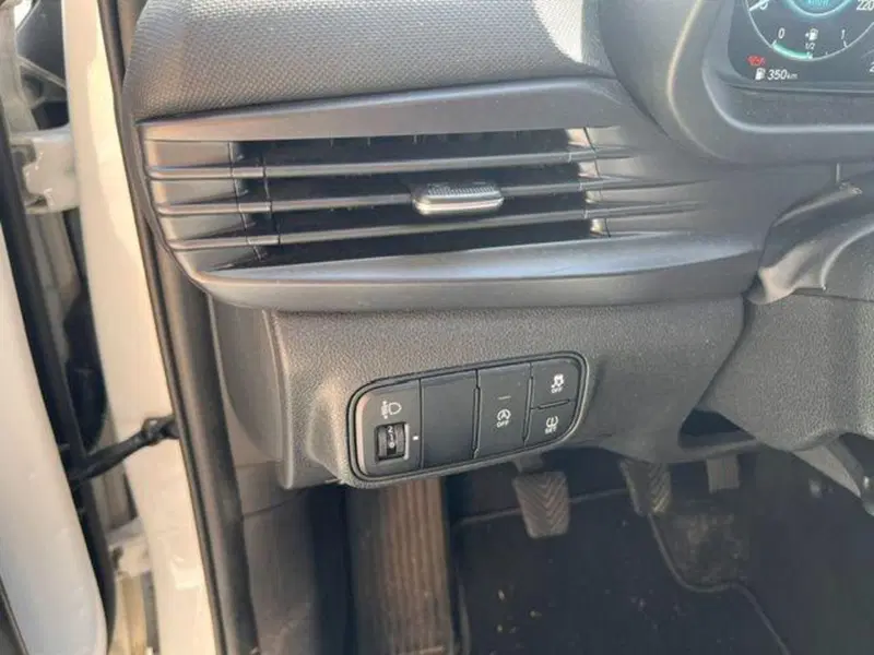 Hyundai i20 usata a Verbano Cusio Ossola (16)