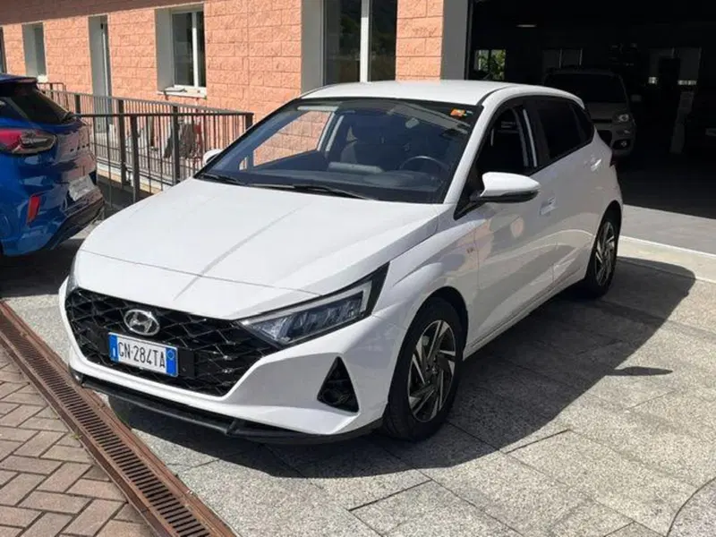 Hyundai i20 usata a Verbano Cusio Ossola (3)