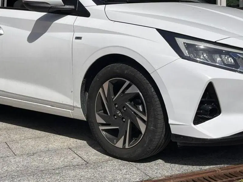 Hyundai i20 usata a Verbano Cusio Ossola (5)