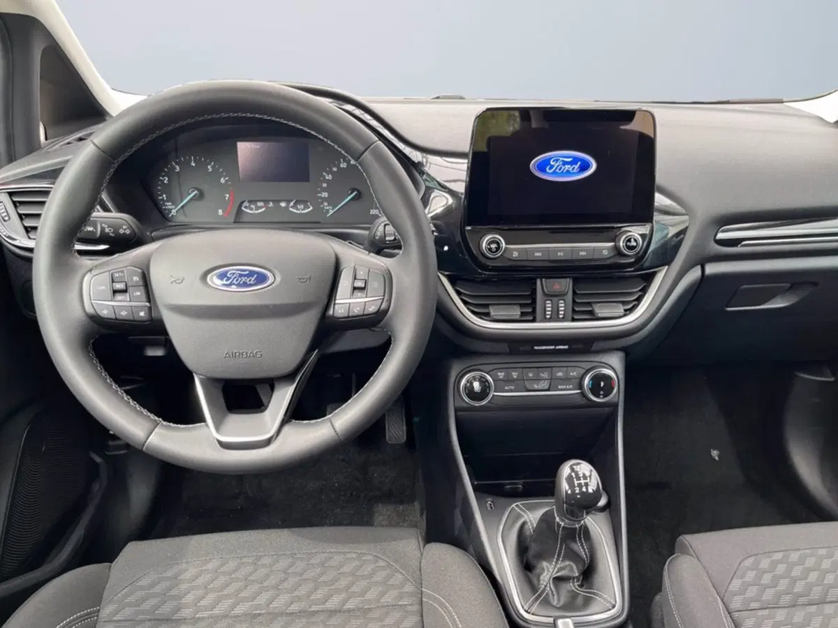 Ford Fiesta usata a Milano (12)