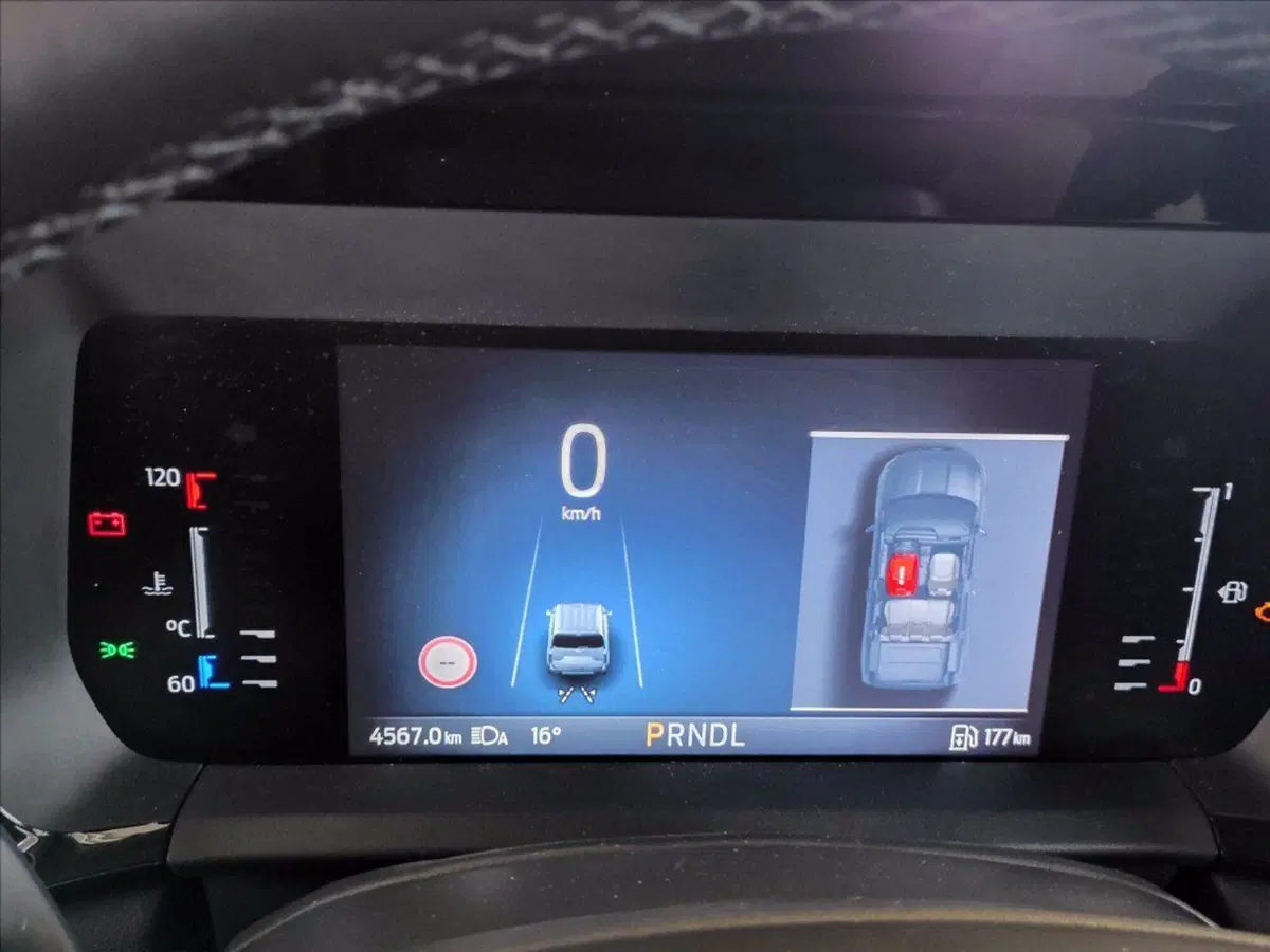 Ford Tourneo Courier usata a Milano (11)