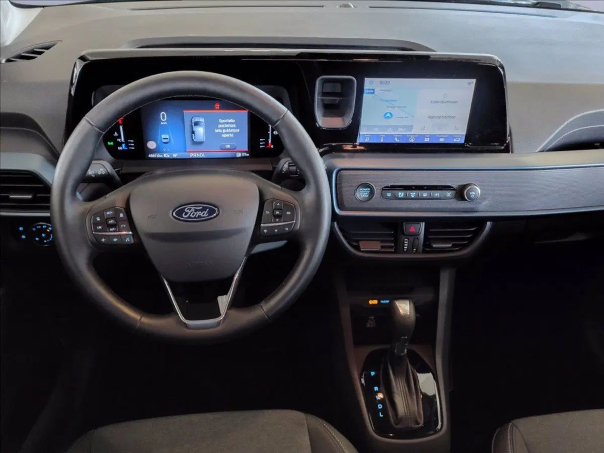 Ford Tourneo Courier usata a Milano (12)