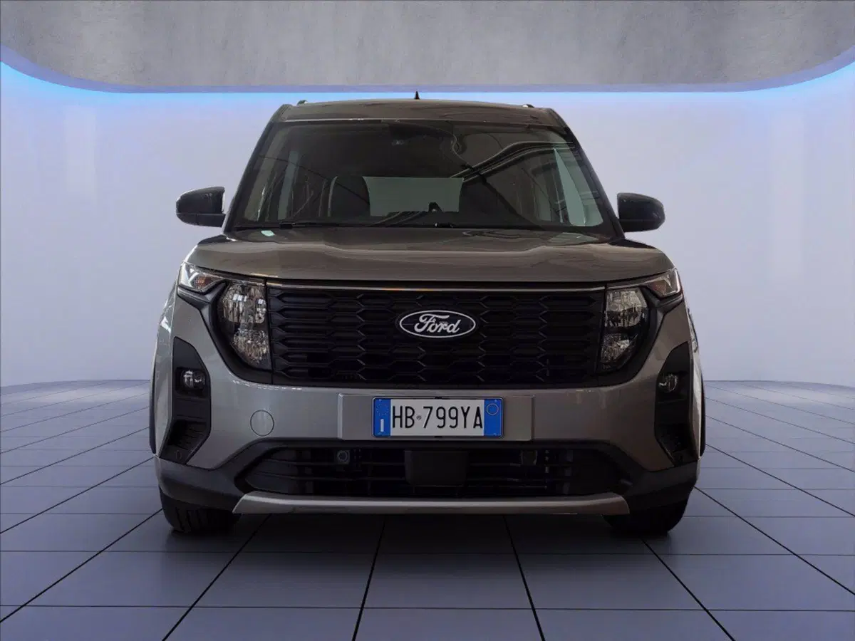 Ford Tourneo Courier usata a Milano (2)