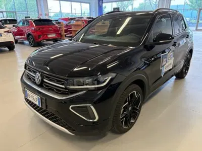 Volkswagen T-Cross 1.0 tsi R-Line 115cv dsg del 2025 usata a Alba