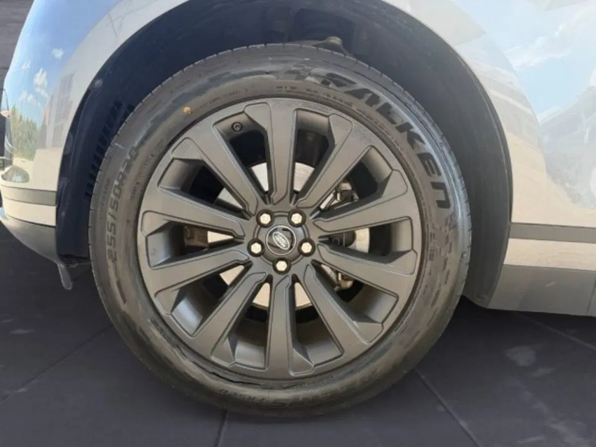 Land Rover Range Rover Velar usata a Treviso (15)