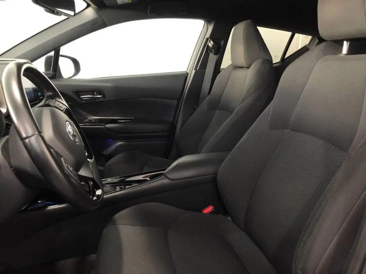Toyota Toyota C-HR usata a Torino (13)