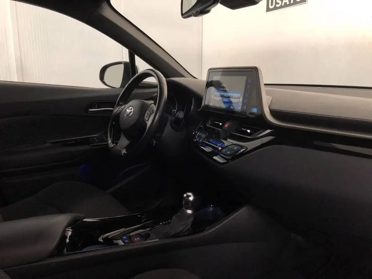 Toyota Toyota C-HR usata a Torino (9)