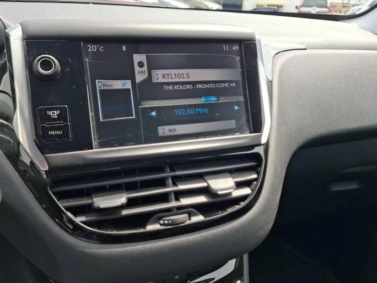 Peugeot 208 usata a Torino (9)