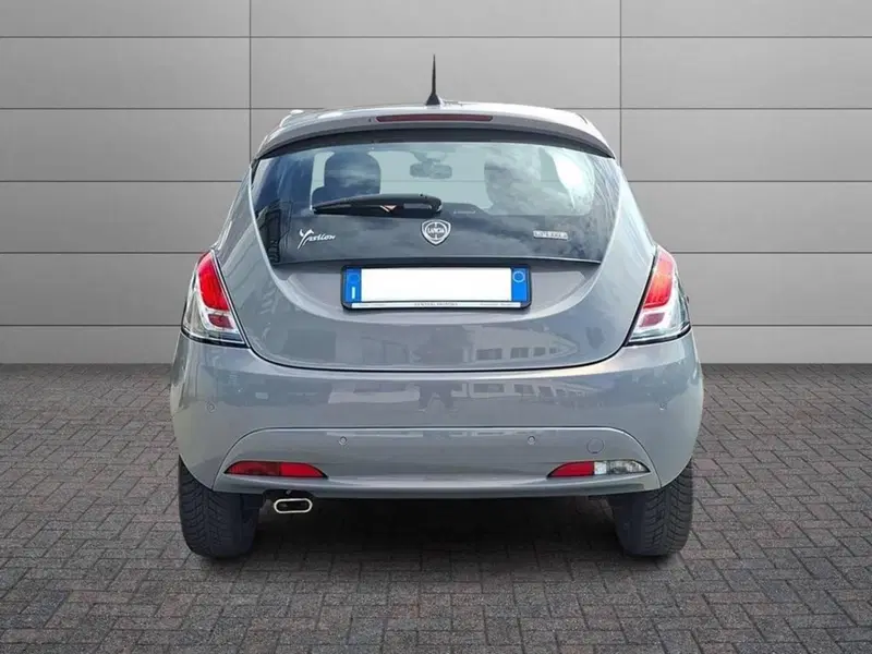 Lancia Ypsilon usata a Torino (4)