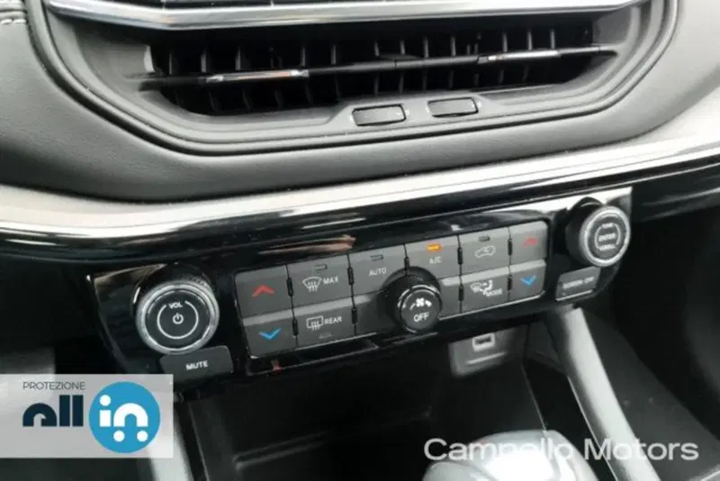 Jeep Compass usata a Venezia (13)