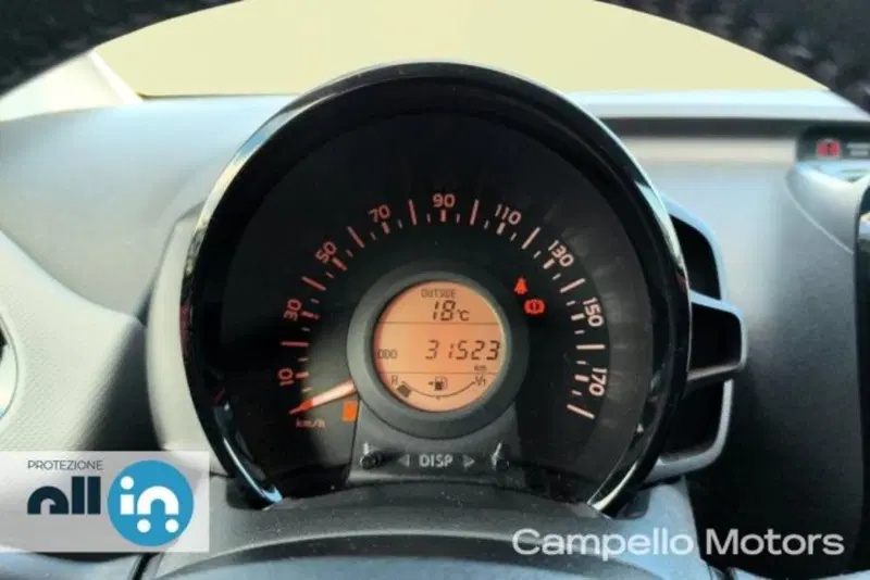 Peugeot 108 usata a Venezia (9)