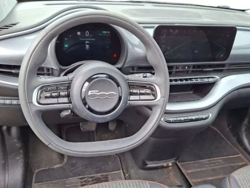Fiat 500e usata a Verona (13)