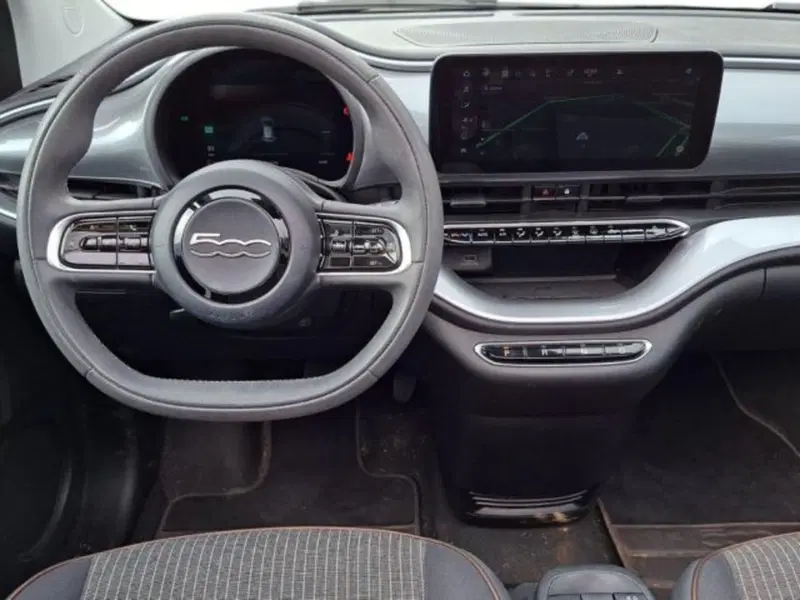 Fiat 500e usata a Verona (8)