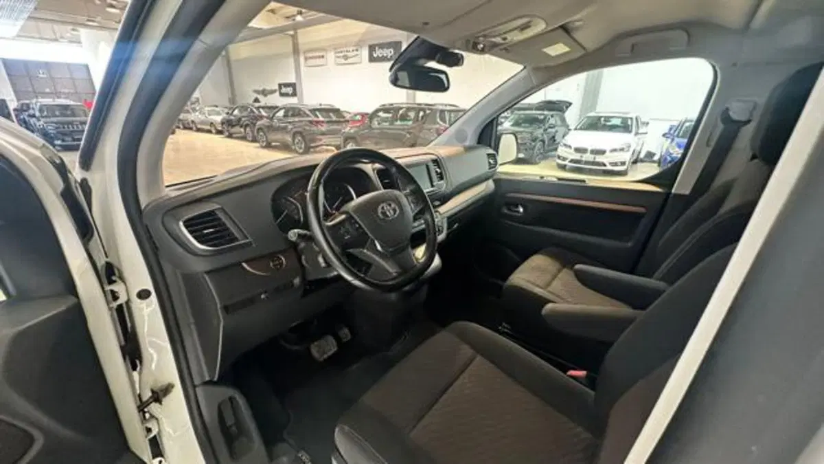 Toyota Proace Verso usata a Reggio Emilia (11)