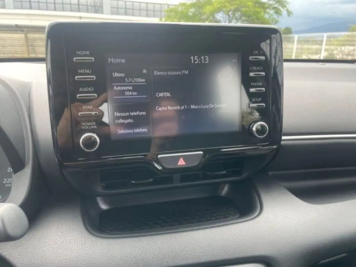 Toyota Yaris usata a Vercelli (10)