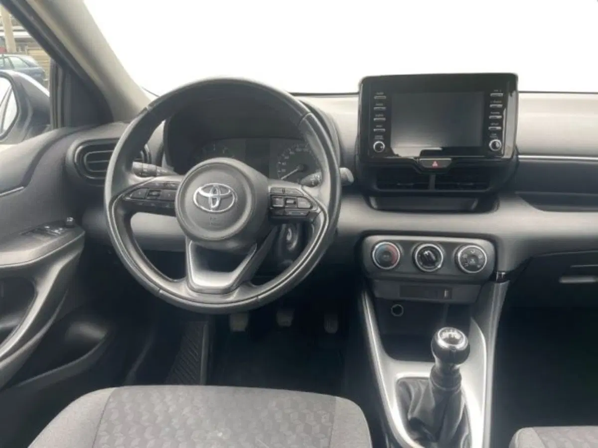 Toyota Yaris usata a Vercelli (8)