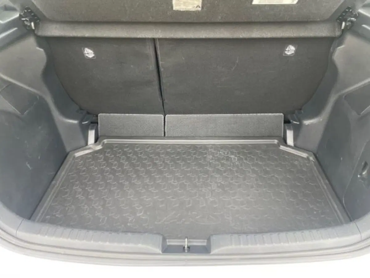 Toyota Yaris Cross usata a Vercelli (6)