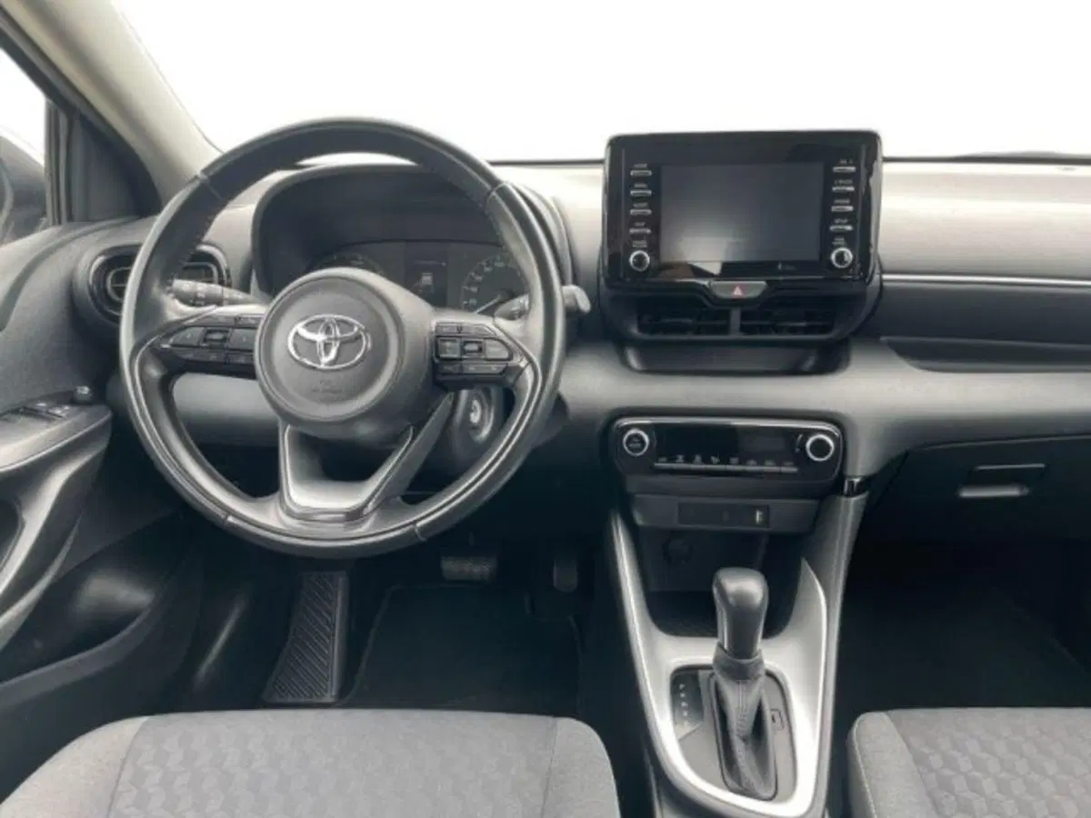 Toyota Yaris Cross usata a Vercelli (8)