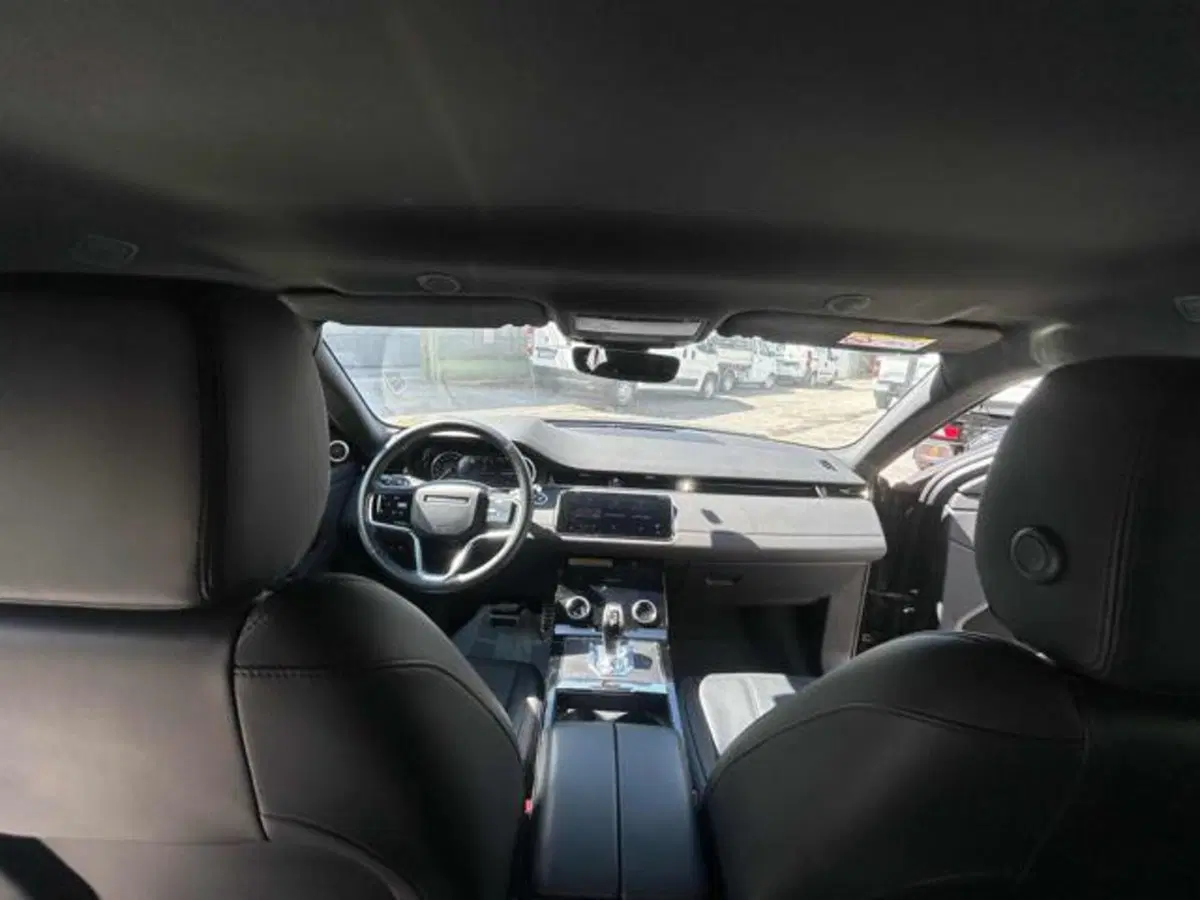 Land Rover Range Rover Evoque usata a Lucca (12)