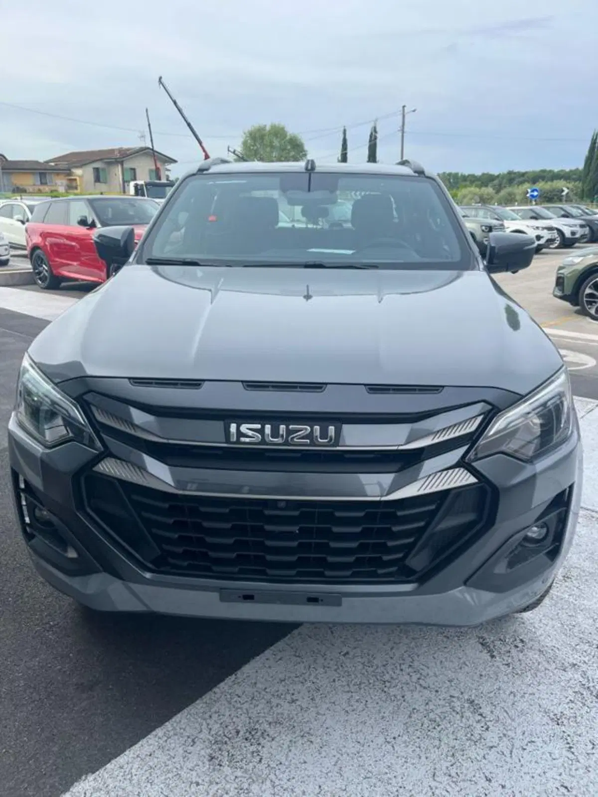 Isuzu D-Max Pick-up nuova a Lucca (6)