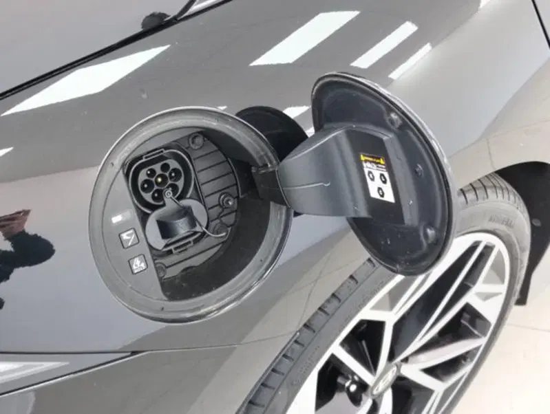 Hyundai Ioniq 5 usata a Como (18)