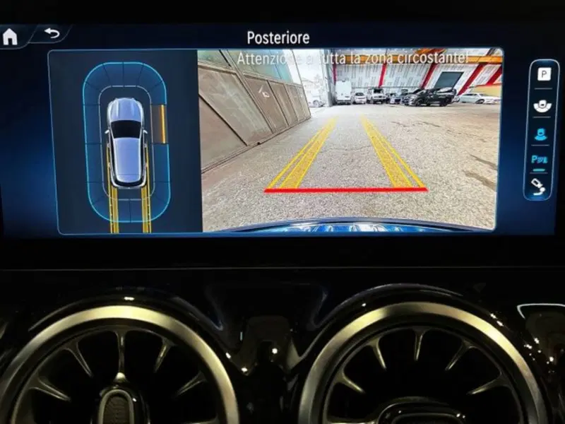 Mercedes-Benz GLA SUV usata a Bologna (14)