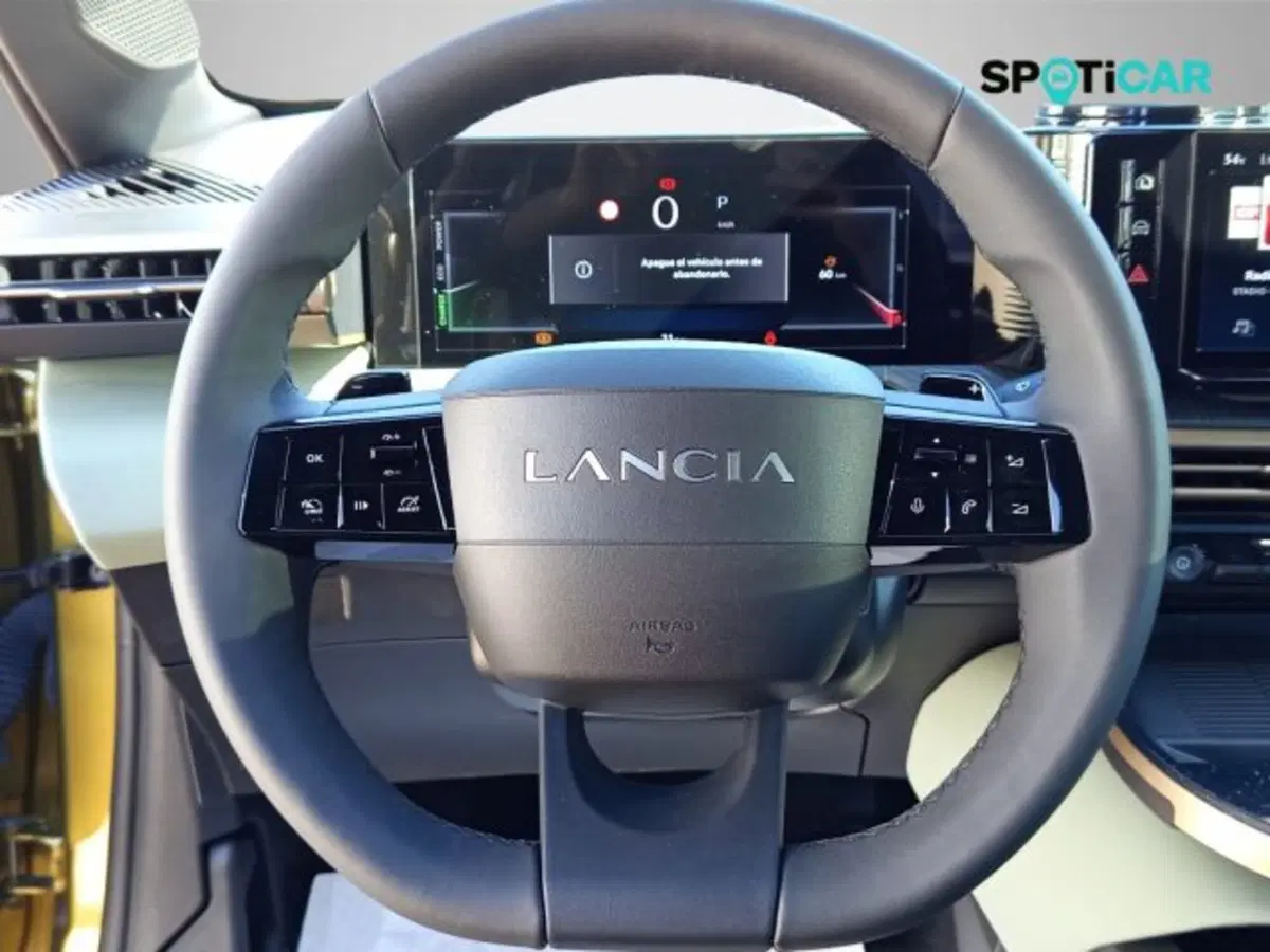 Lancia Ypsilon nuova a Frosinone (9)