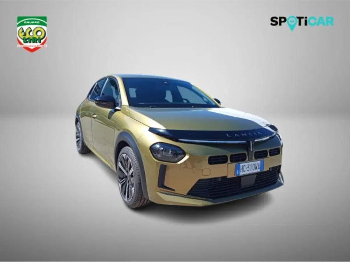 Lancia Ypsilon nuova a Frosinone (3)